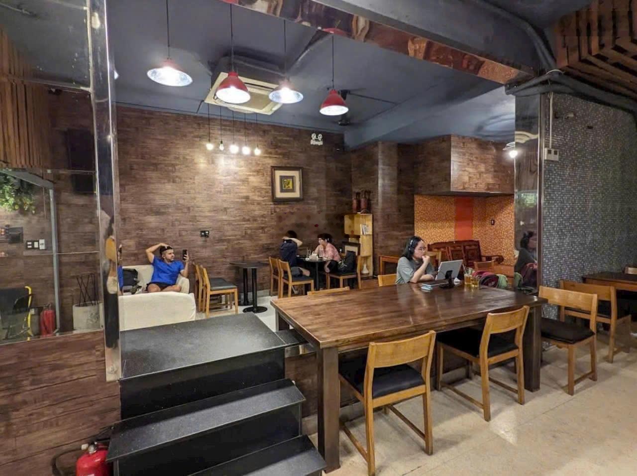 Chính chủ cần cho thuê nhà hxh Nguyễn Trọng Tuyển, 3 lầu. Giá 14tr/tháng