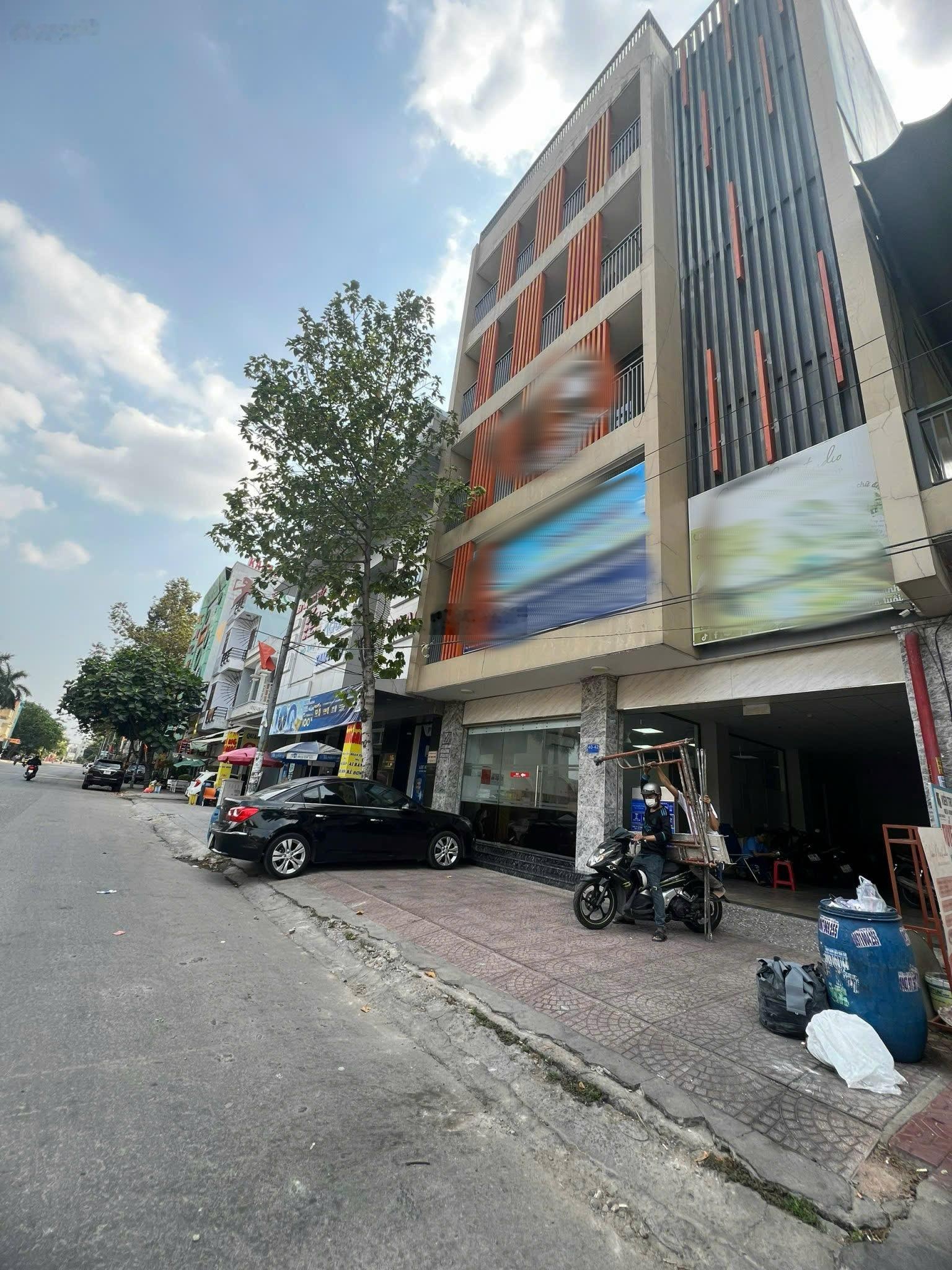 Cho thuê mặt bằng làm vp đại diện, toà nhà lớn chuyên nghiệp, uy tín, đủ tiện ích quanh toà nhà