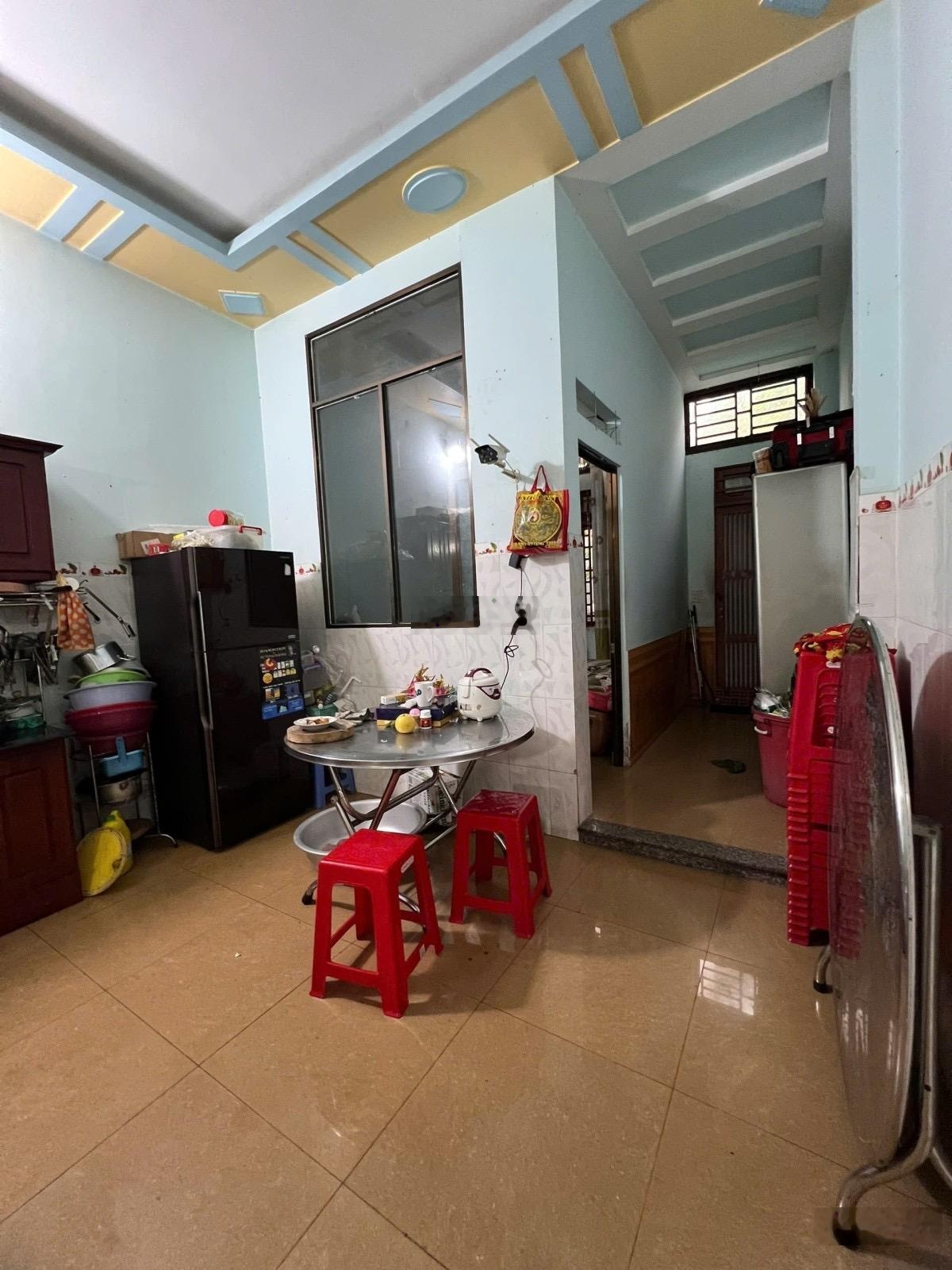 Gấp bán nhà Nguyễn Thị Búp 126m2 4 tầng SHR hoàn công chỉ 7 tỷ