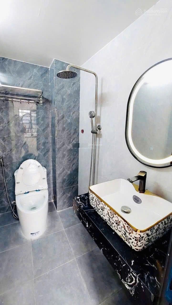 Bán nhà 2 Tầng đường LÂM THỊ HỐ, P. TÂN CHÁNH HIỆP, Q12, CÓ PN DƯỚI 4x15m, chỉ 4.x Tỷ