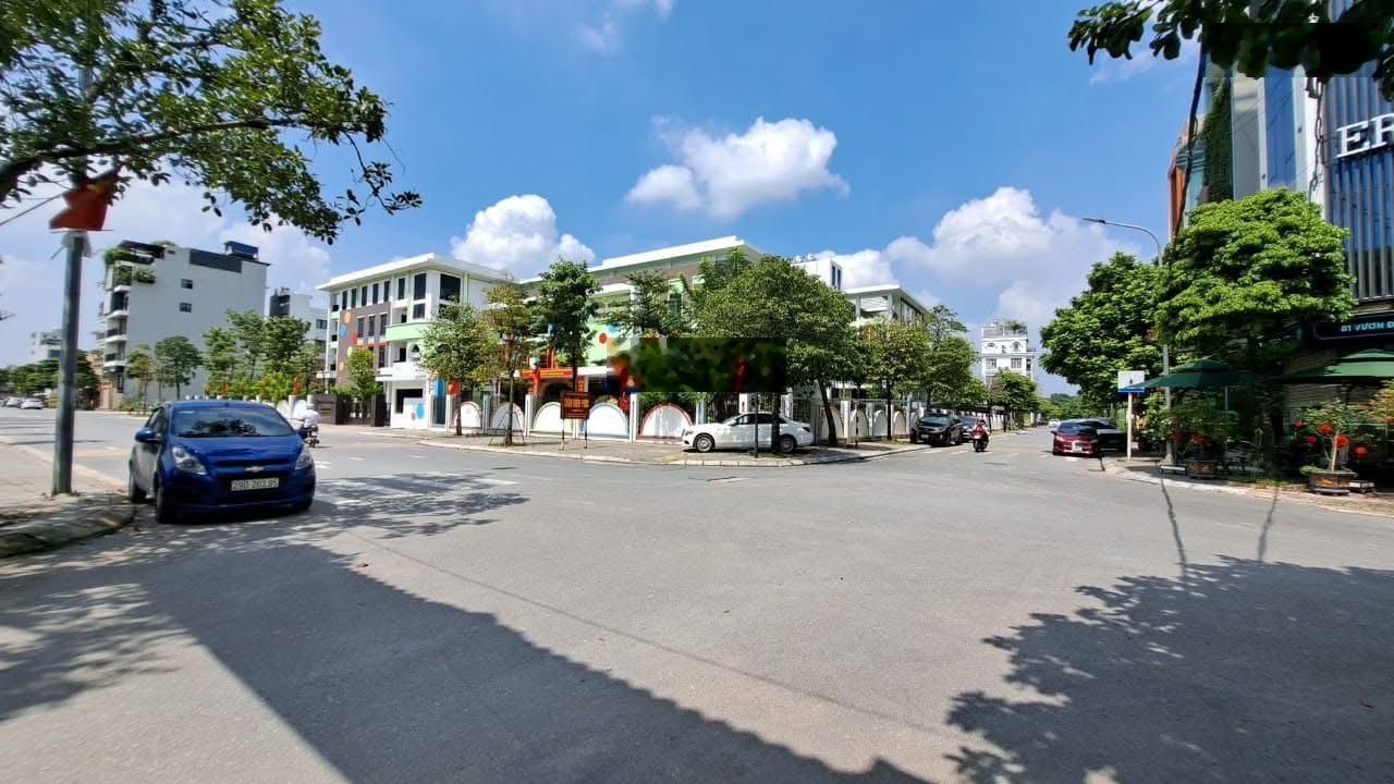 Đất Đản Dị - Trung tâm hành chính Đông Anh