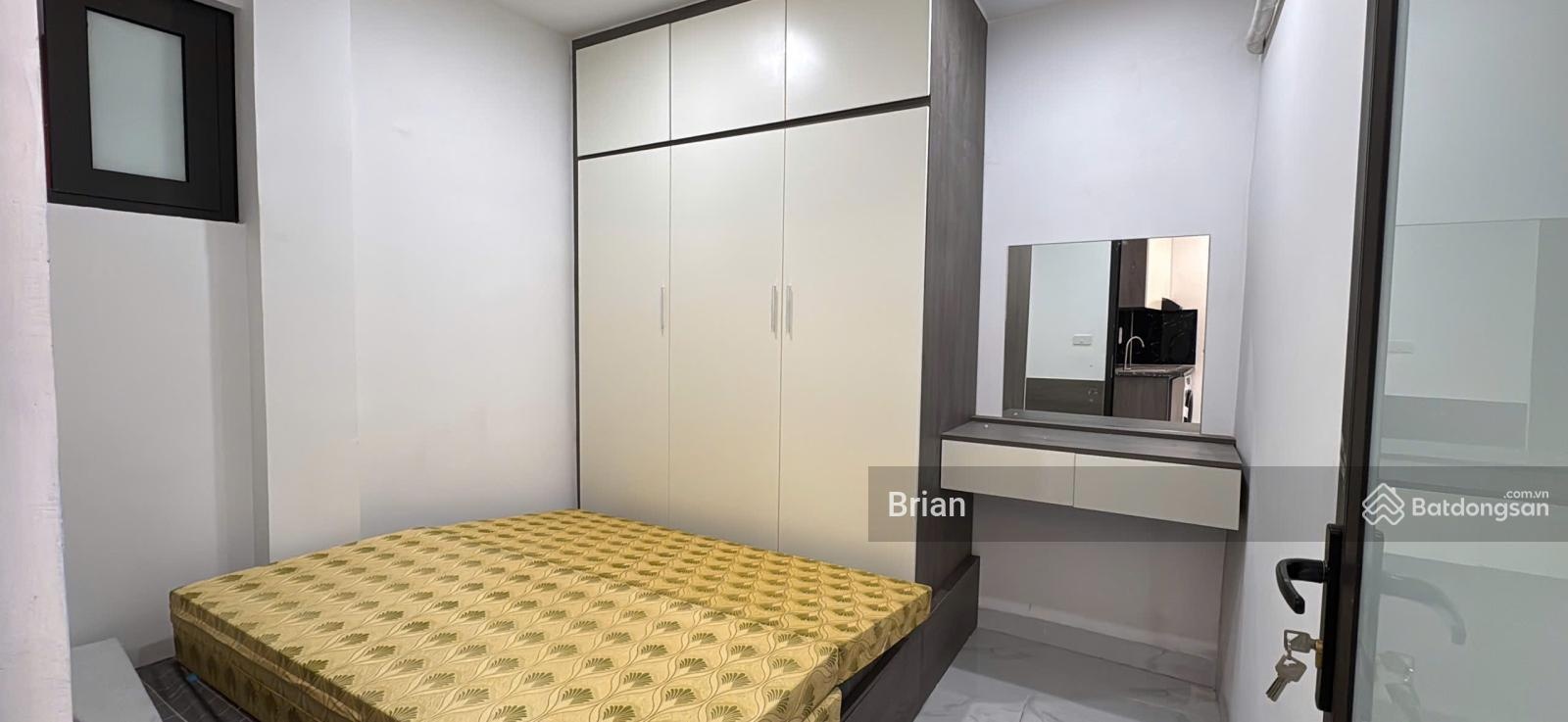 Chính chủ bán tòa CCMN Hào Nam DT 70m2,MT 5.8m,8 tầng thang máy,2 thoáng,cho thuê 110 triệu/tháng