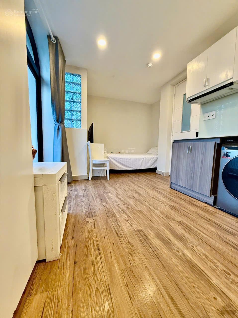 Bán Gấp! Mặt Tiền Trần Văn Sắc - DT: 5x20m - 5 Tầng - HĐT: 70tr/th - Giá bán: 27 tỷ TL