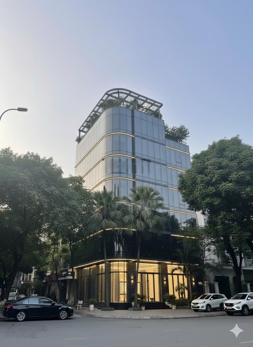 Nhà lô góc Nguyễn Tuân, 110m2 x 5 tầng - thang máy, phù hợp văn phòng, showroom, giá 59tr