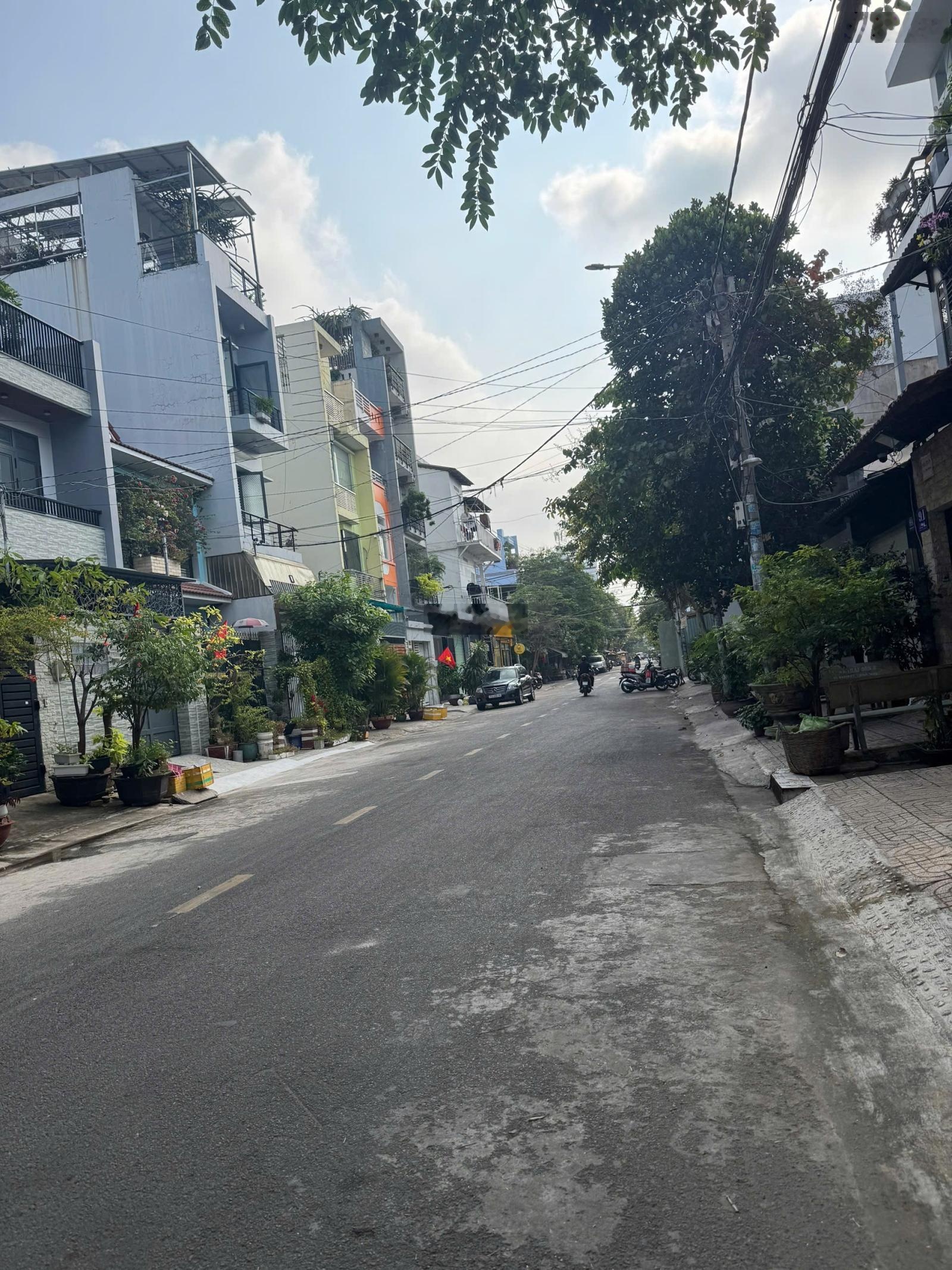 Nhà mặt tiền kinh doanh đường đỗ bí , p. phú thạnh , tân phú ,4*19,7m công nhận 77m2 giá 8,7 tỷ