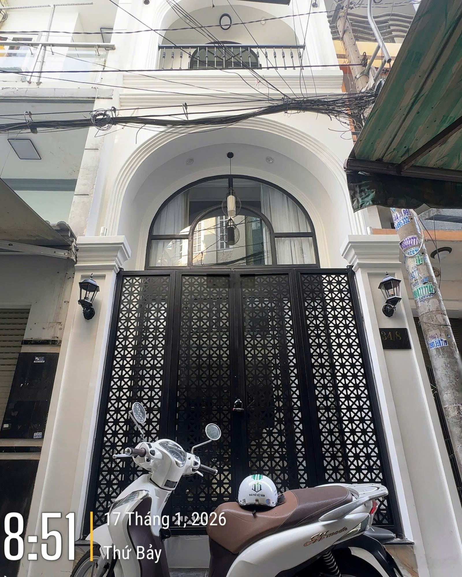 Nhà 3 tầng mới đẹp ở liền, ngay đầu hẻm xe hơi phố phùng văn cung, phú nhuận chỉ 7.9 tỷ