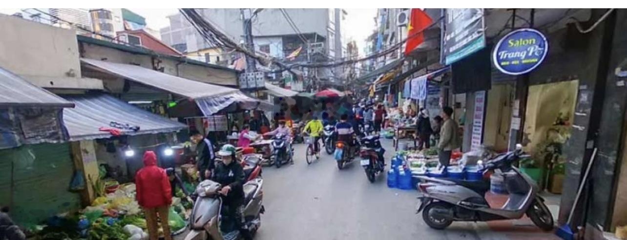 + Nhà tại khu chợ Khâm Thiên, diện tích 20m, mặt tiền 3,4m, giá hơn 4tỷ xíu, căn góc sáng thoáng.