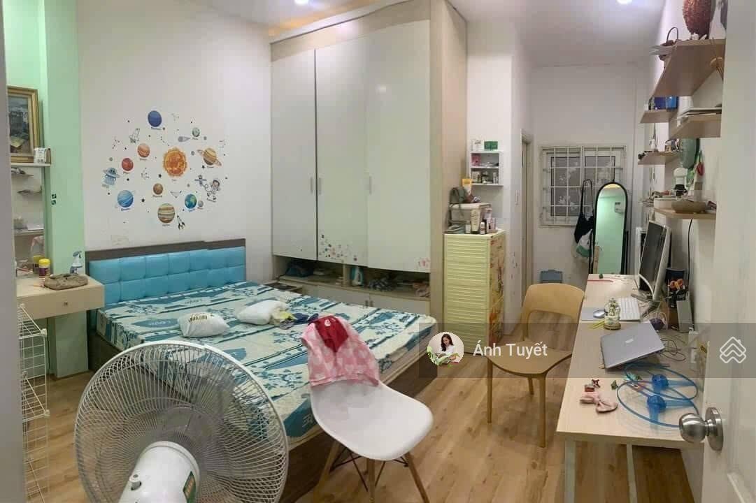 Bán gấp nhà 1 trệt 1 lầu 5x22m ngay Chợ Vĩnh Lộc đang cho thuê 25tr/tháng