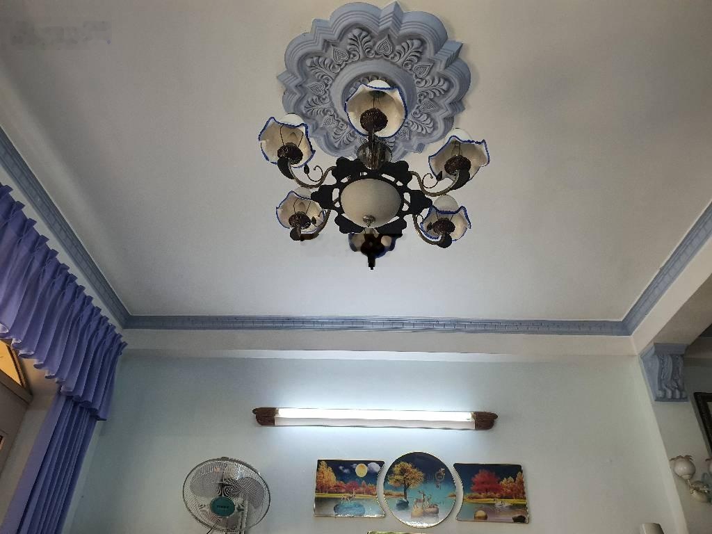 Ôtô vô nhà, khu vực an ninh hẻm văn hóa, gần chợ hiệp bình 7x20 chỉ 12,5 tỷ.