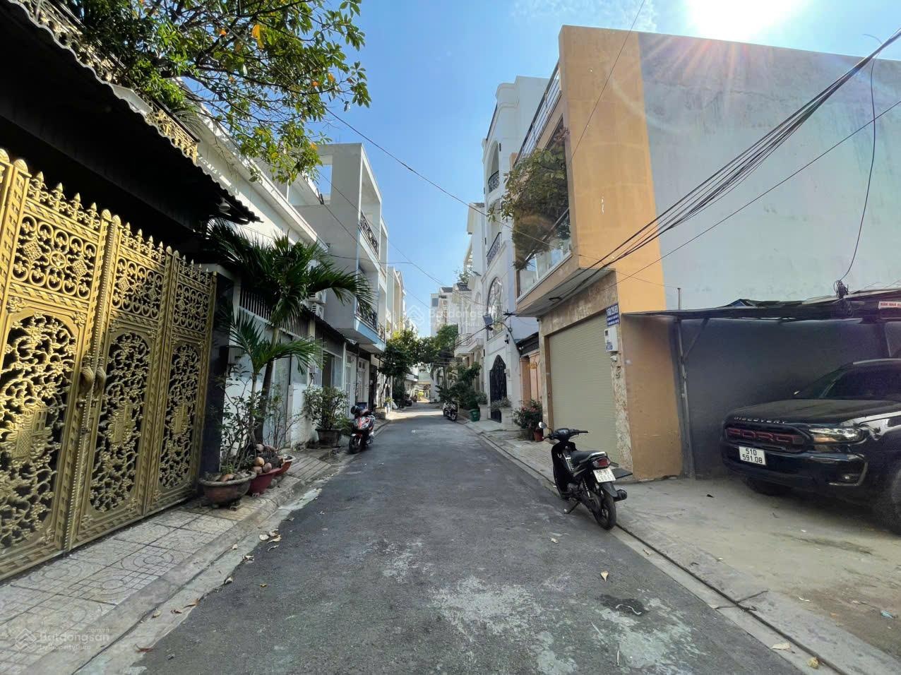 Bán đất tặng nhà, khu Asake đường Số 15, hẻm nhựa 7m có lề, 4x14.4m, giá 5,3 tỷ thương lượng