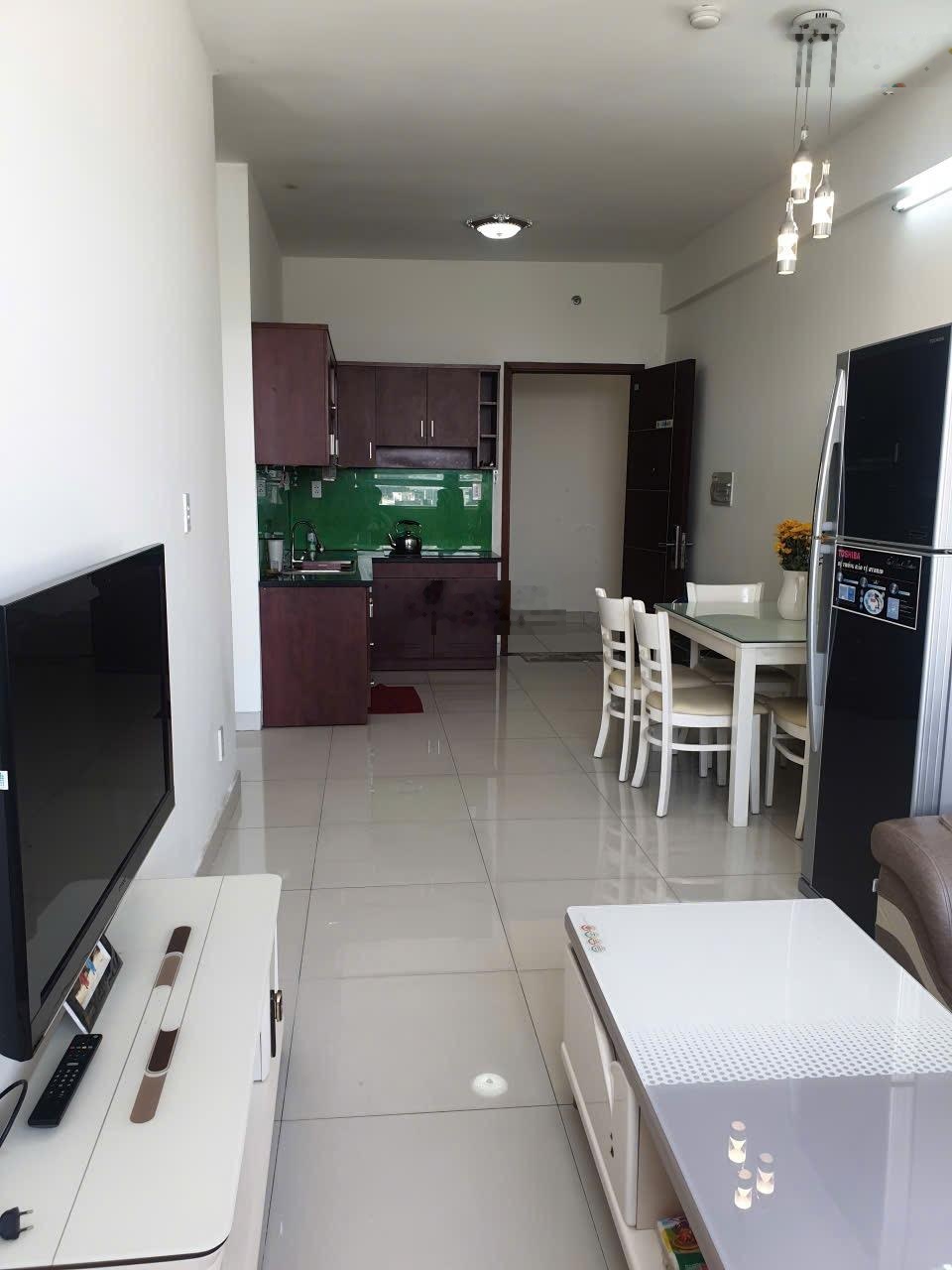 Bán căn hộ Tô Ký Tower Q12, 61m2, 2PN-2WC, tặng nội thất, đã có sổ, giá 2tỷ7 (thương lượng).