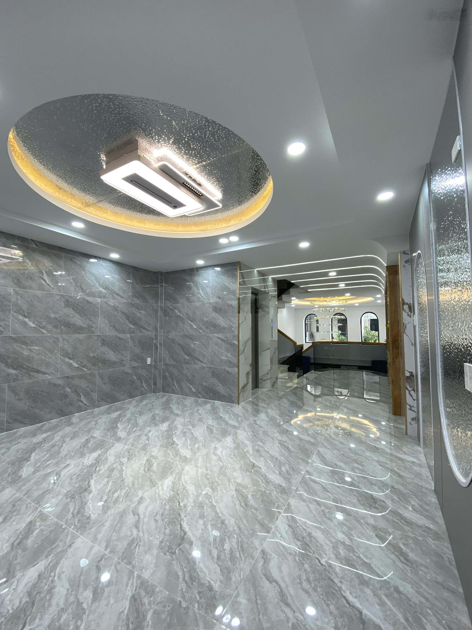 Hẻm 7m khu Hiền Vương 4.7x17.1m 1 lửng 3 lầu st mới 13.8 tỷ thang máy