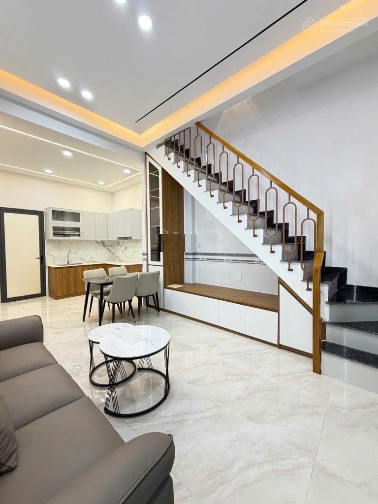 Bán nhà mới bình trị đông -48m2-2 tầng -full nội thất-chỉ nhỉnh 4 tỷ xíu