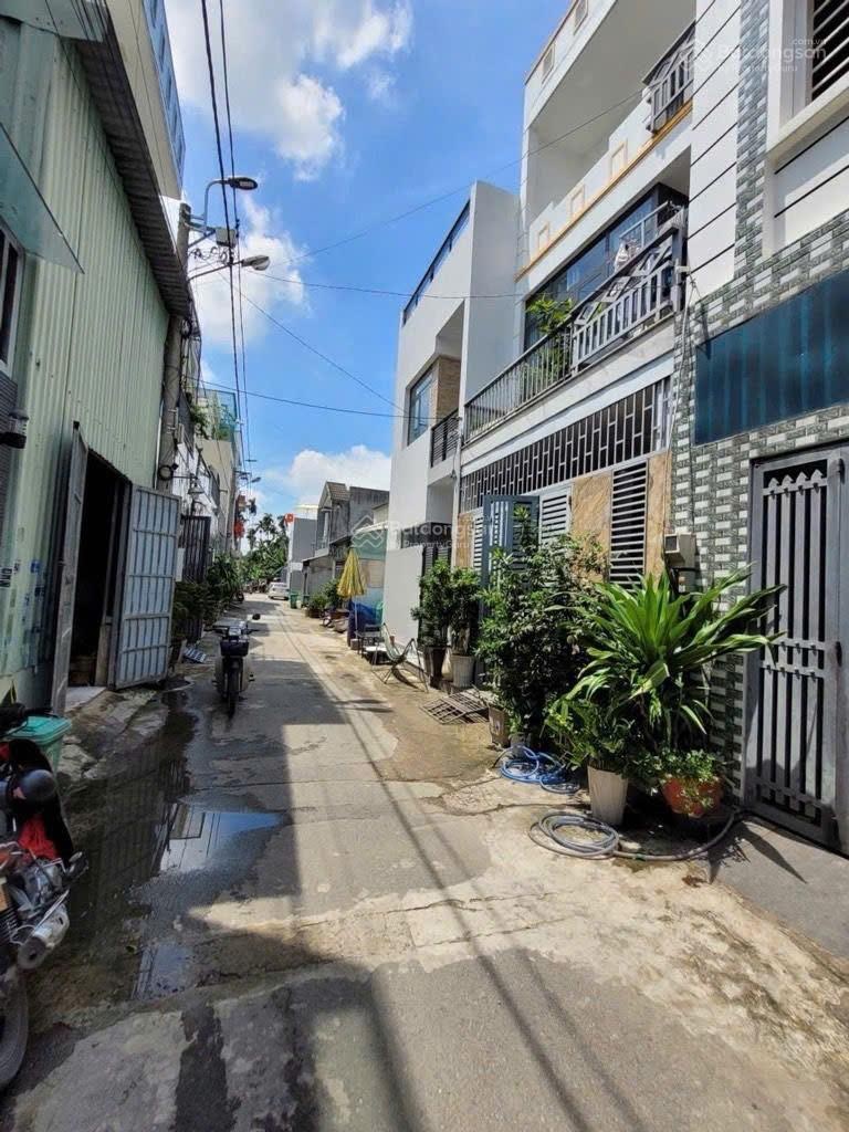 Chủ Ngộp, bán gấp nhà mới xây 1 trệt 2 lầu 52m2 cuối đường Ngô Chí Quốc, giá chỉ hơn 4 tỷ