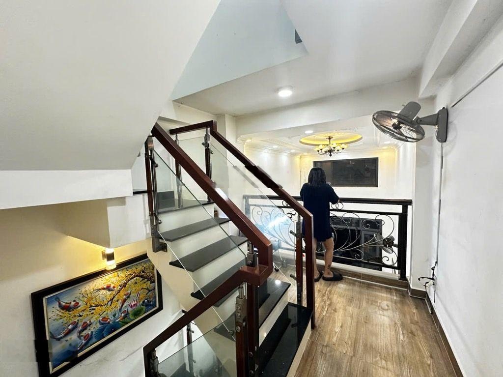 CMT8 / 3 tầng hẻm 6m thông , cư xá Tự Do phân lô đồng bộ. 0349030149 - Minh Đạt