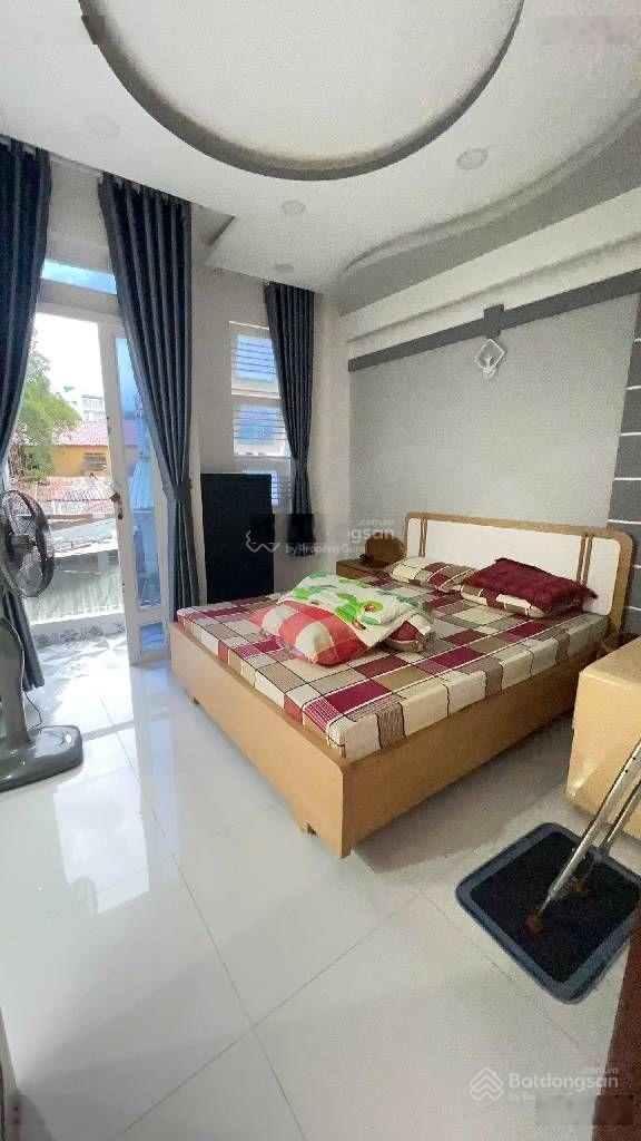 40m2 x4 tầng, Hoa Sứ Phú Nhuận, ngang 6m, 5PN, sổ vuông vức, 7.5 tỷ TL