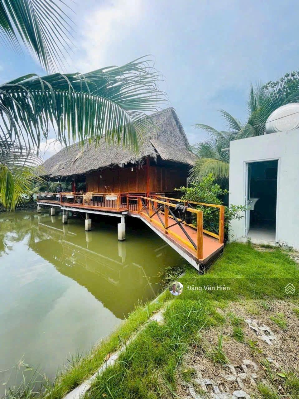 Nhà vườn nghỉ dưỡng 650m2 Nhơn Đức - Nhà Bè, sổ hồng riêng xe hơi chạy vào tới đất