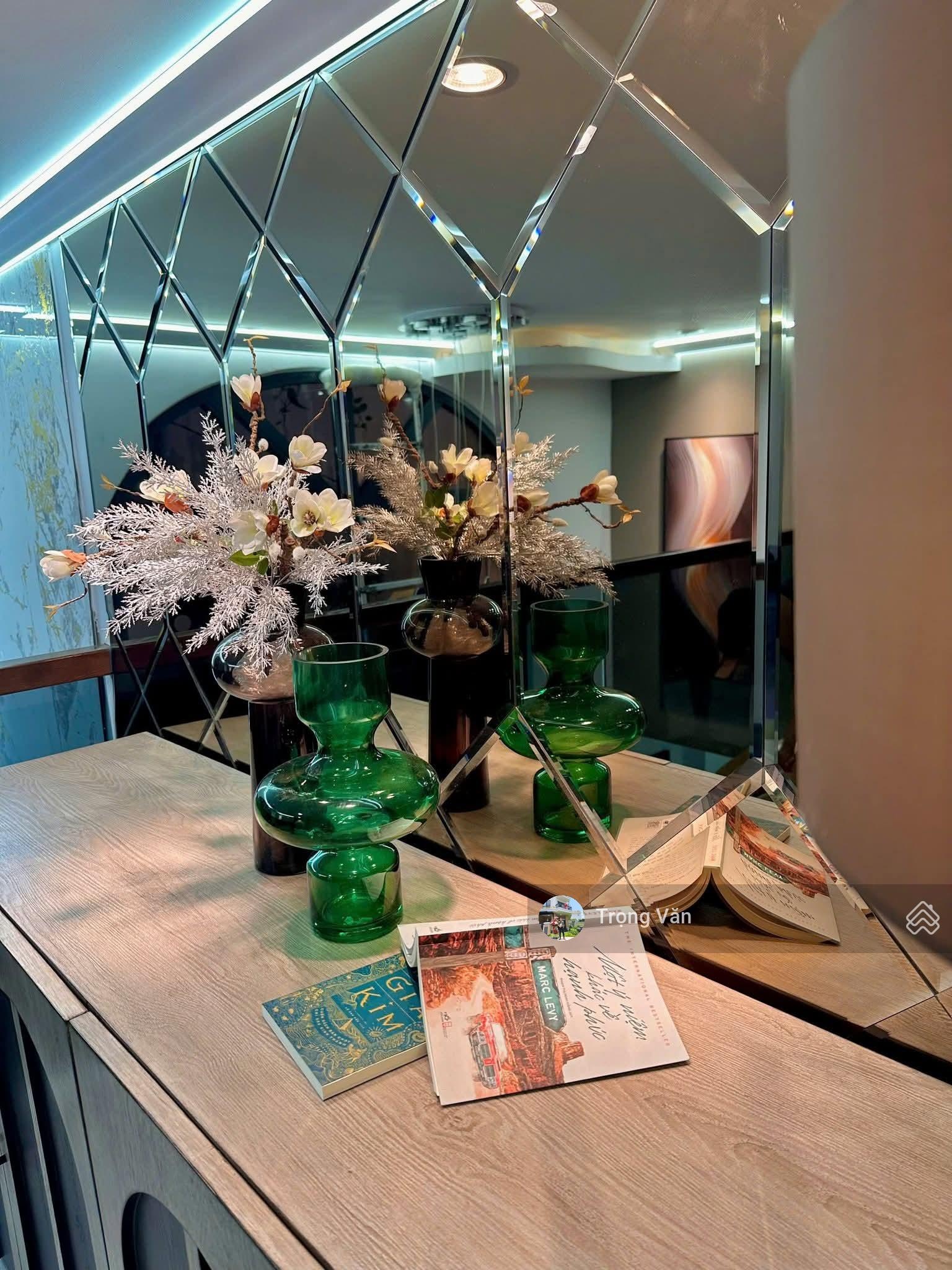 Chỉ 5,3 tỷ - nhà đẹp ngang 7m - gần ra mặt tiền Hoàng Sa