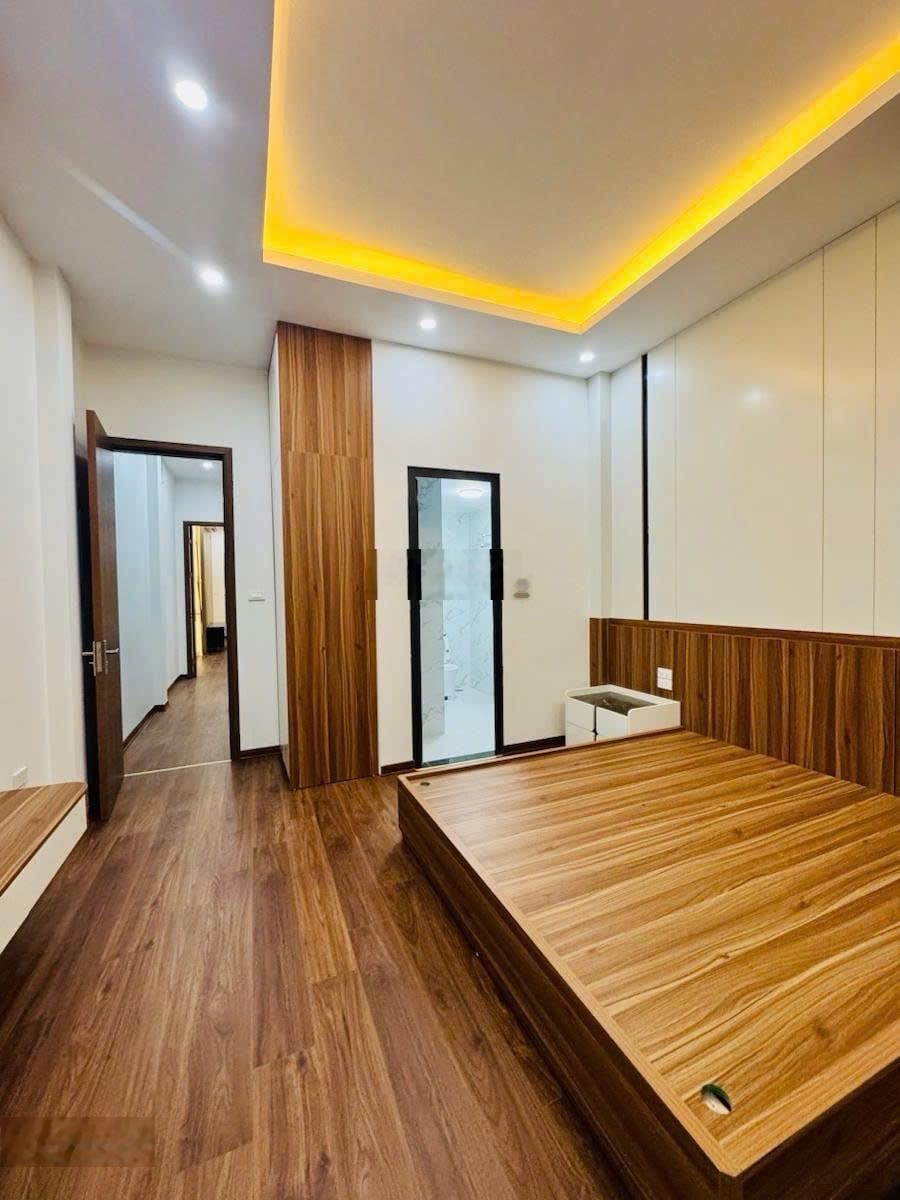 Bán nhà trước Tết dt 66m2, thang máy phố Trung Văn, Nam Từ Liêm, Hà Nội, giá hơn 12 tỷ