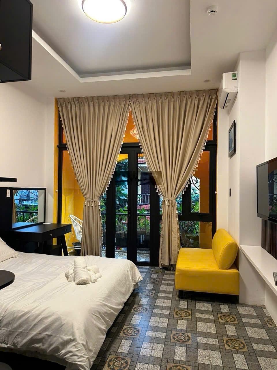 Bán căn Homestay , dòng tiền 45tr/tháng - ngay Dương Đình Nghệ , lõi trung tâm khu phố Hàn