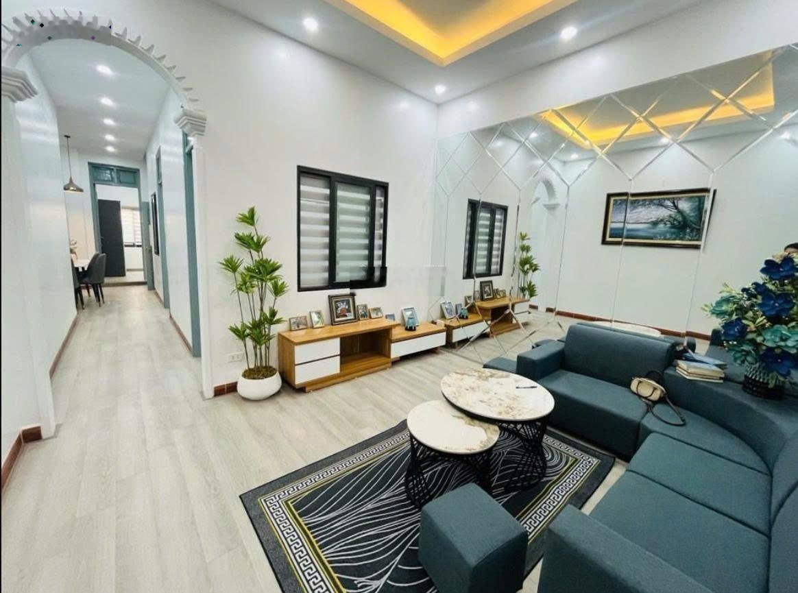 Chưa đến 5 tỷ sở hữu nhà tt đẹp đón tết - gần bến xe mỹ đình - 3 ngủ - 2wc