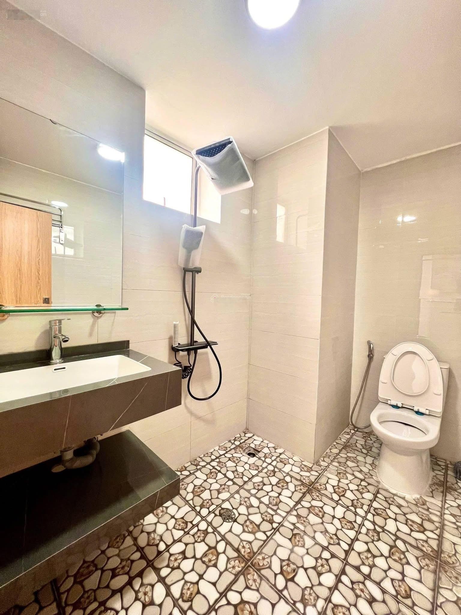 Chung cư gần hồ láng- 70m- căn góc- 2 ngủ 2 wc