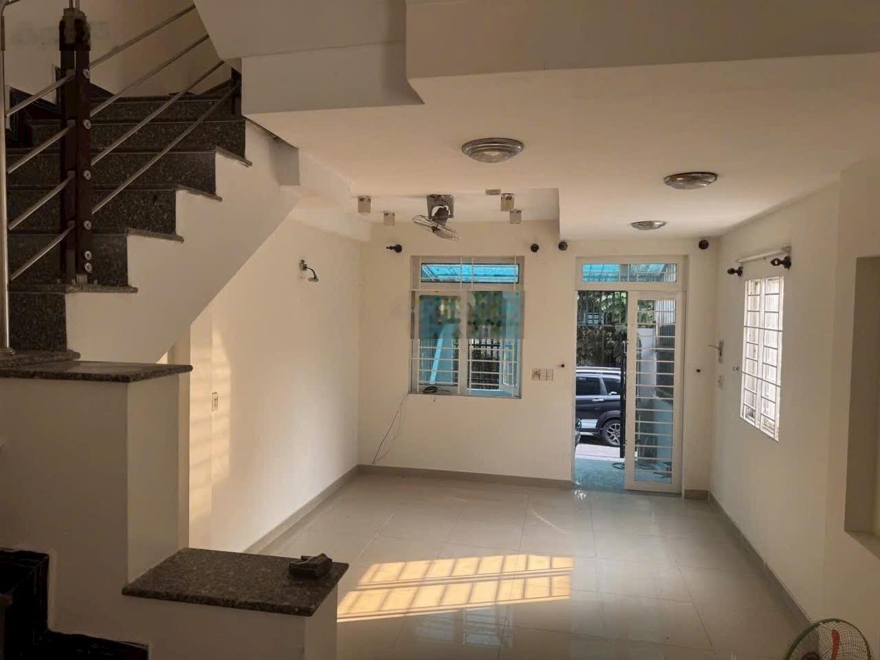 Nhà 1 trệt 2 lầu, mt đường 36, (4x13.5m)54m2, hbc, thủ đức giá 5.1 tỷ