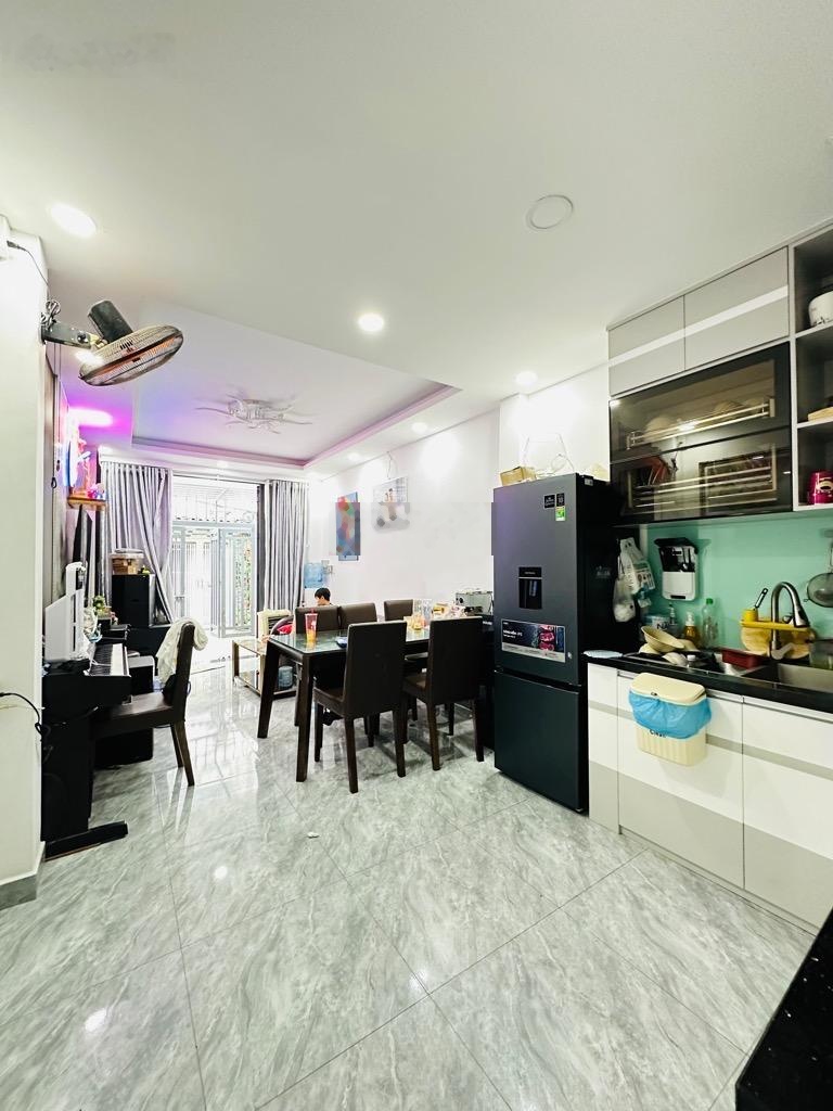 71m - 2 tầng - 3pn - hẻm 3m - an ninh - 7.xtỷ