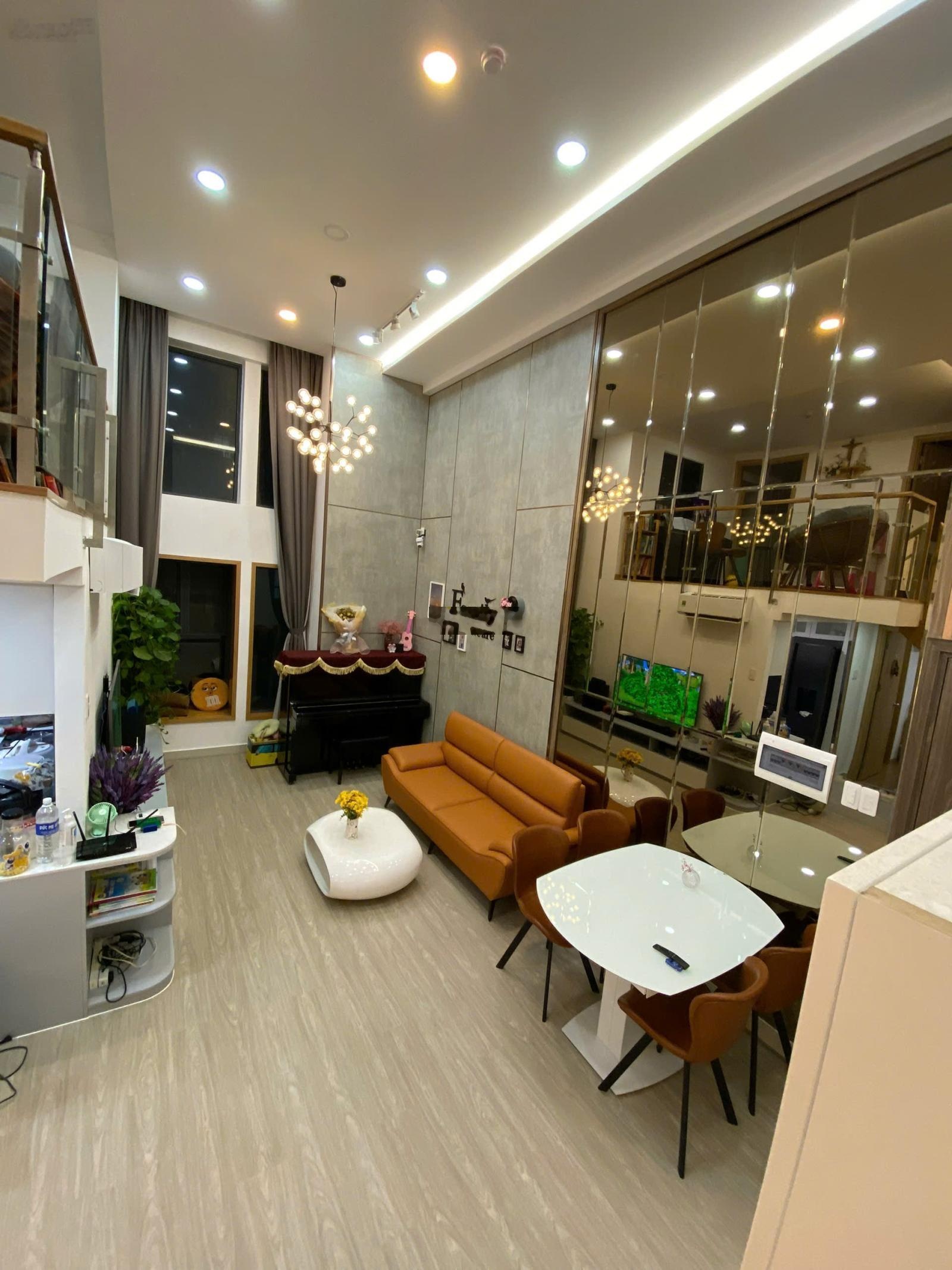 Cần bán 3PN 4.5 tỷ NTCB 3PN 110M2 CĂN GÓC 6 tỷ.Căn hộ LA ASTORIA. LH: 0567897678