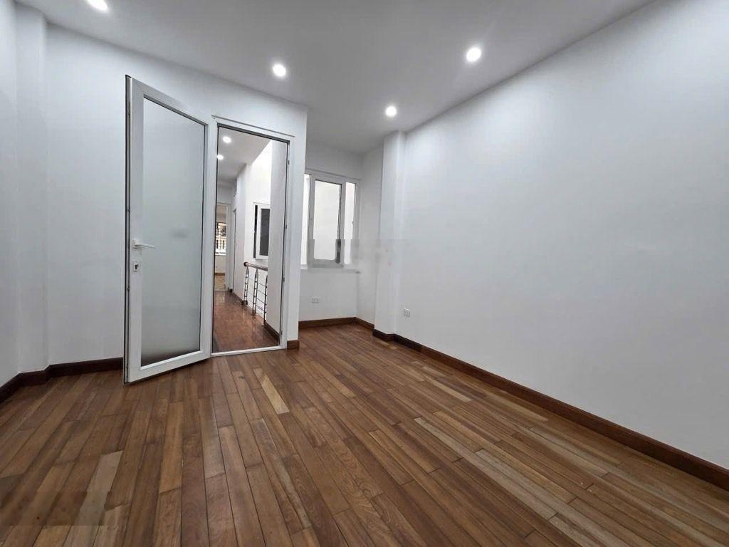 Hàng hiếm tại Lê Trọng Tấn, 18,2 tỷ, 57m2, 4PN, 3WC, 4 tầng, Q Thanh Xuân, HN
