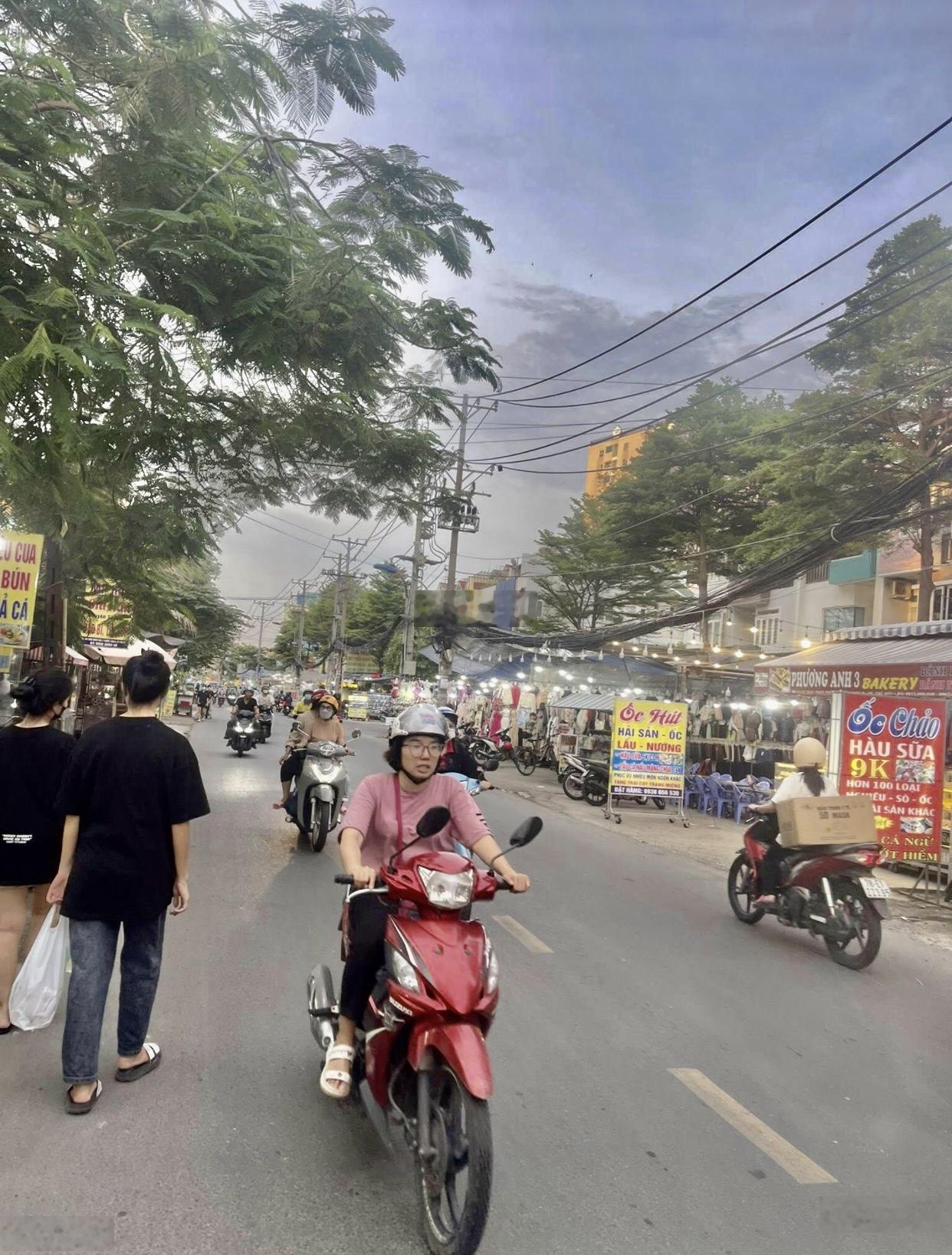 Bán nhà hẻm xe hơi ngay đỗ xuân hợp sát cao đẳng công thương plb - 3 tầng hoàn công đủ - nhỉnh 7 tỷ