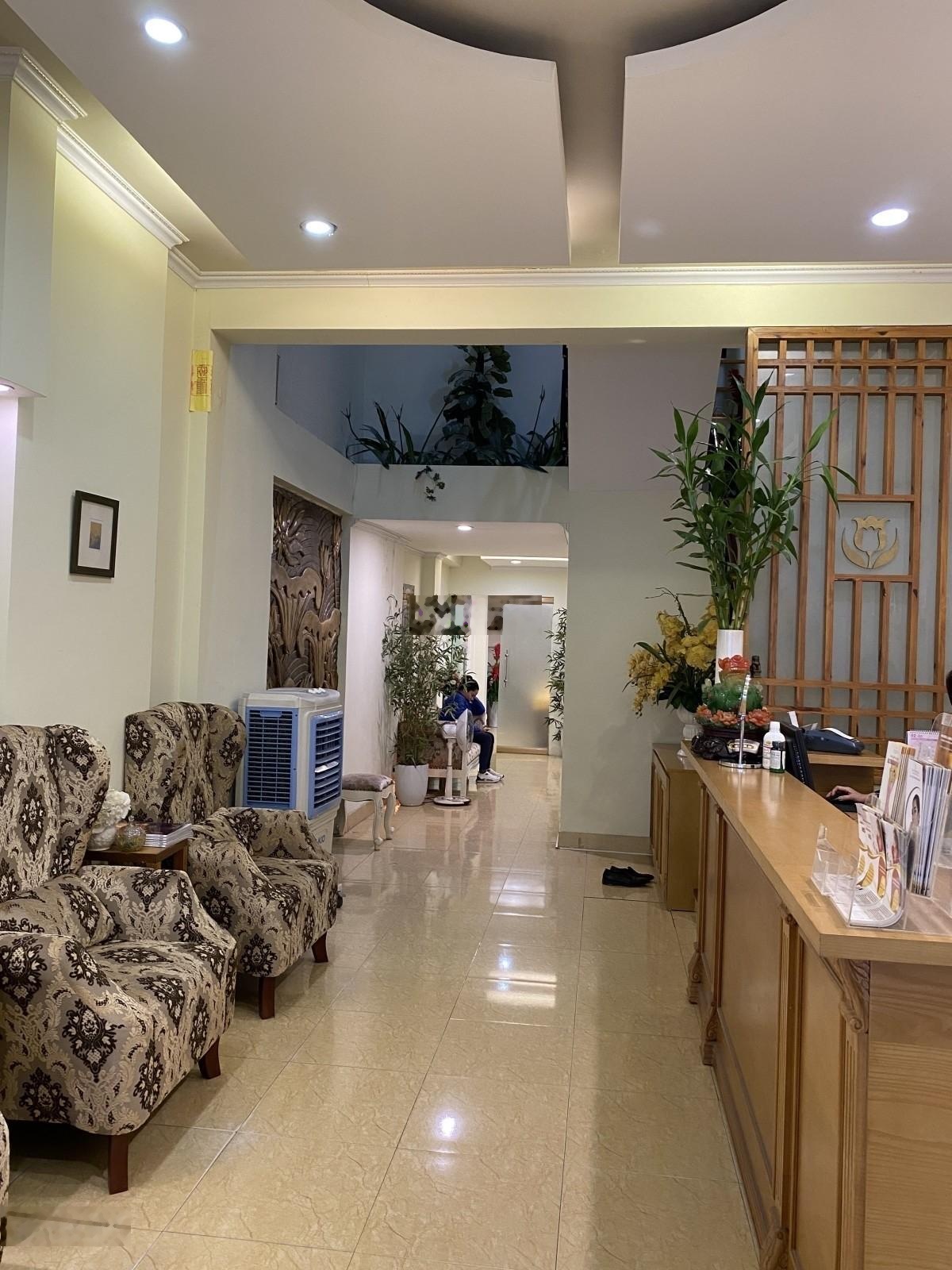 Bán nhà Thái Hà Đống Đa 110m2 5 Tầng Mặt tiền 4.8m hơn 50 tỷ kinh doanh ô tô tránh thuê ~40tr/th