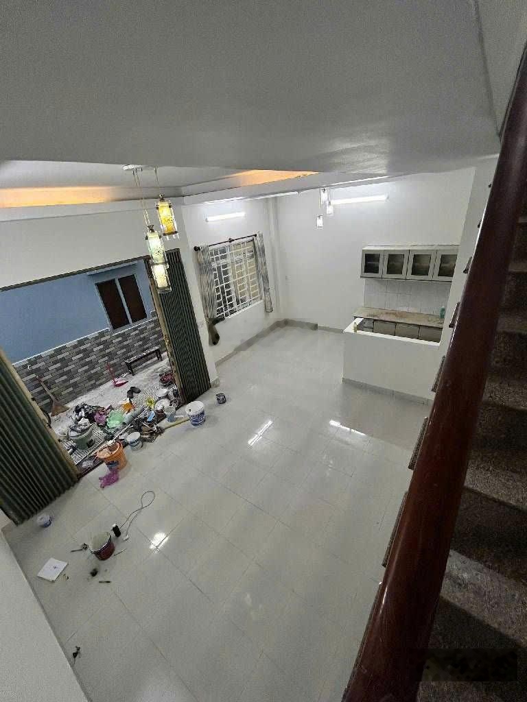 Bán nhà sát tên lửa 7,5 x 8m 2 tầng nhỉnh 4 tỷ
