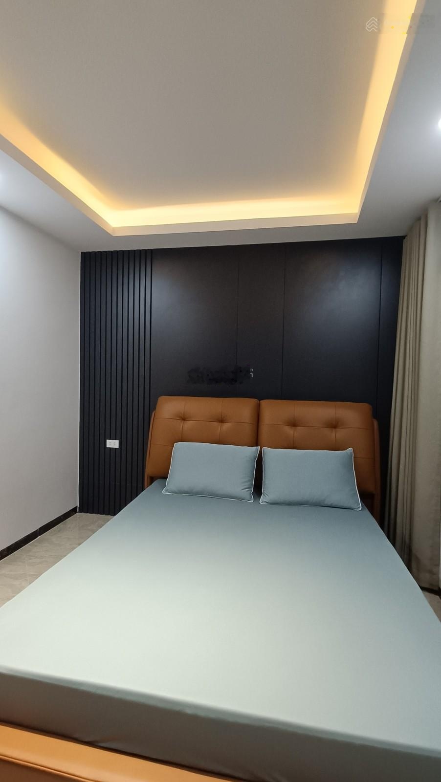 Bán nhà Thanh Nhàn Hai Bà Trưng 33m2 5 tầng mặt tiền 4.6m hơn 9 tỷ Thang Máy Nhà Đẹp ở Ngay Gần Phố