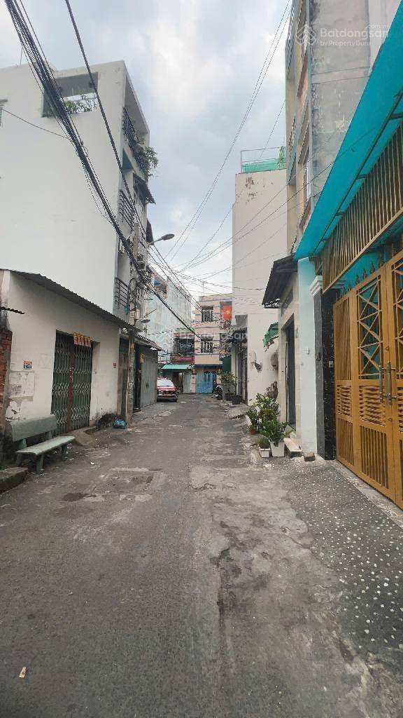 Ngay Âu Cơ Tân Bình HXH 6m Hoàng Xuân Nhị 3 tầng 62m2 đất, chỉ 7.99 tỷ