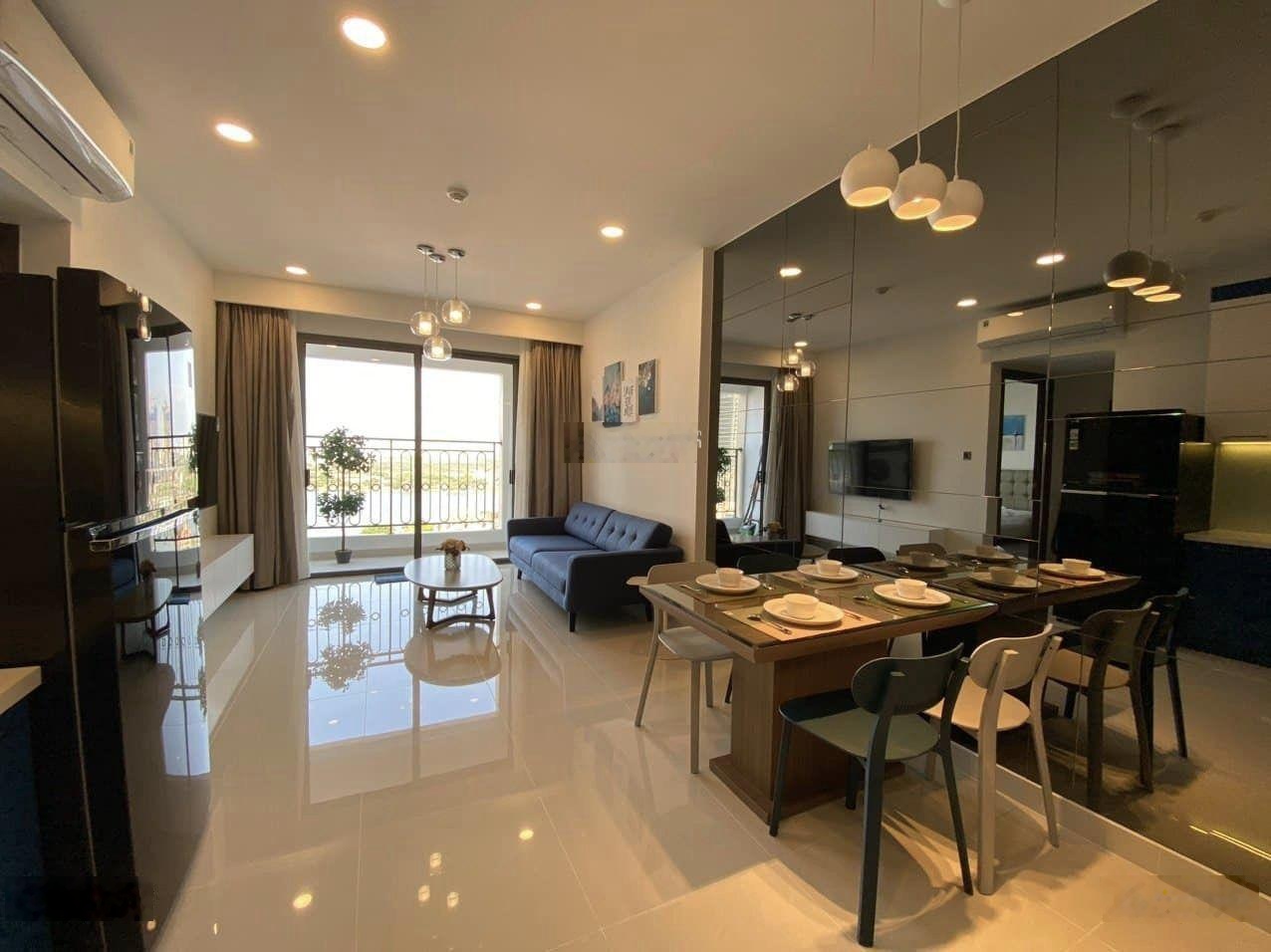 Cần bán nhanh căn hộ Bàu Cát II Lô A, sổ hồng, 65m2, 2pn, 3ty8. Liên Hệ 0932349271 Tâm