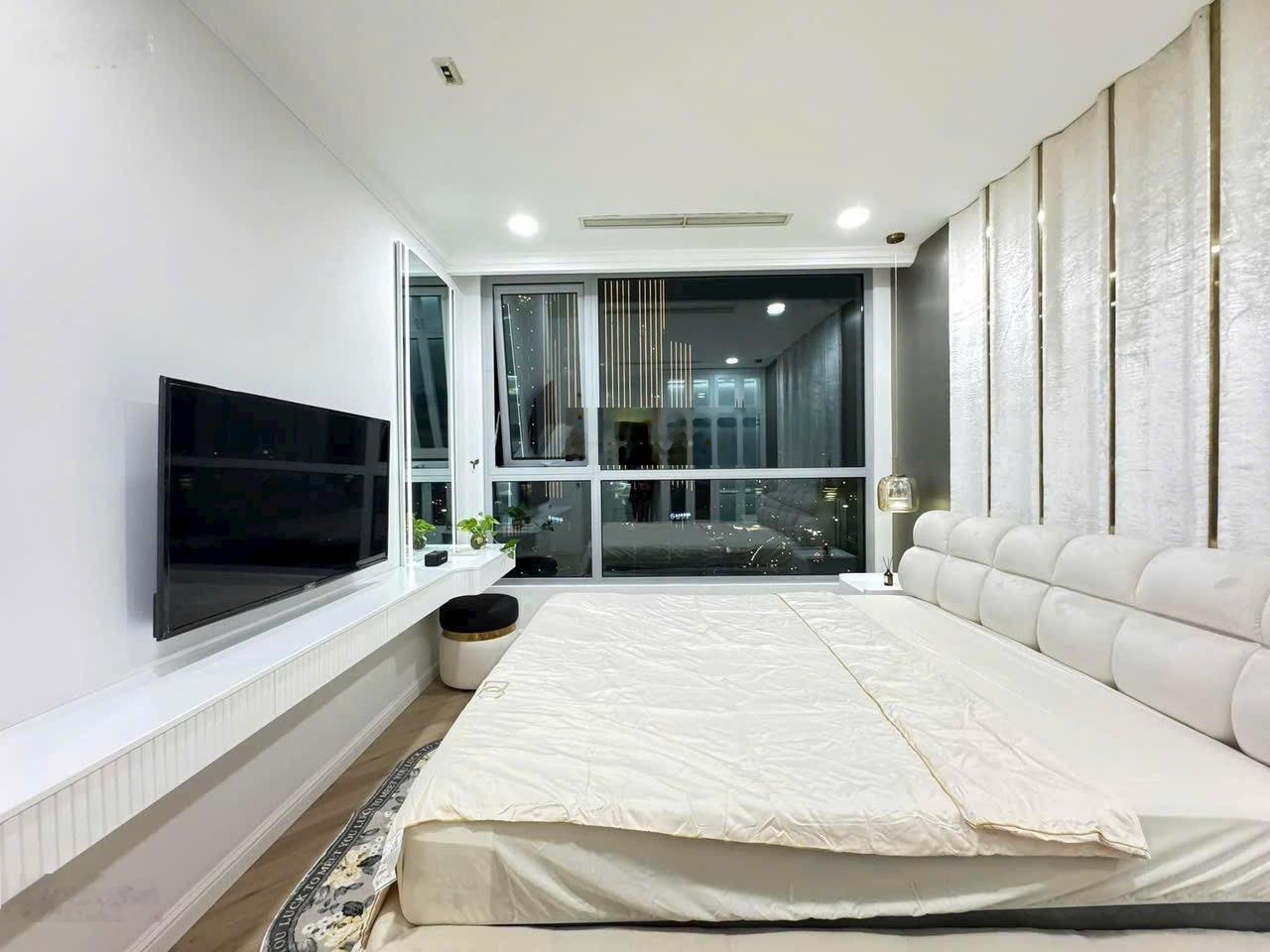 Hàng hot! Cho thuê căn góc IDICO, Tân Phú DT 100m2 3PN 2WC giá: 13tr đúng giá LH 0703,445,188 Trân