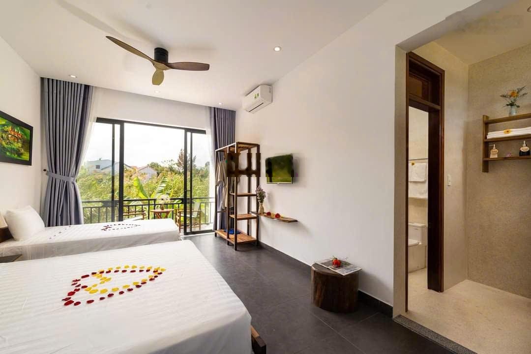 Bán homestay dòng tiền ổn định view phố cổ Hội An Cẩm Kim, Quảng Nam, 500m2, 11,3 tỷ