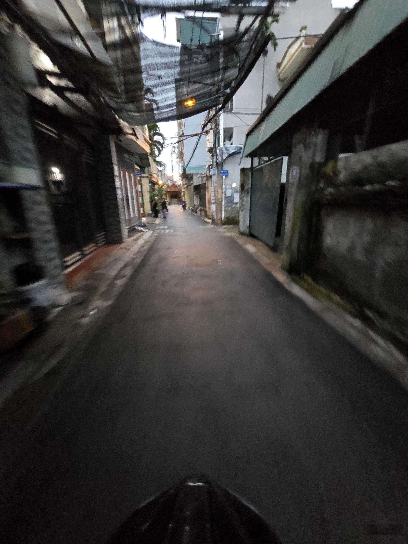 Thụy Phương! Bán đất tặng nhà 3 tầng - ngõ nông gần phố - mặt tiền lớn - 76m2 - 9.86 tỷ