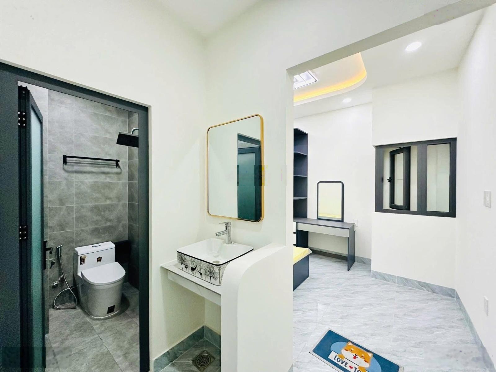 Nhà hẻm nhựa 8m xe hơi thông Lê Văn Phan| DT 4x16m | 3 tầng + ST | 5PN | giá 7.4 tỷ LH 0936999494