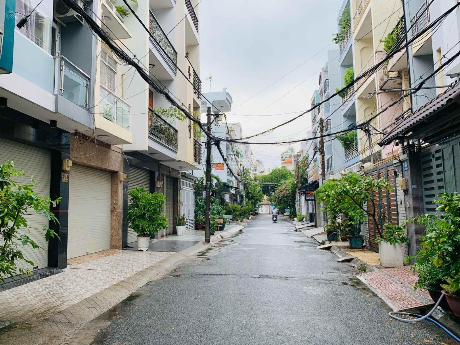 Bán Nhà Đường 8m Tân Sơn Nhì. Quận Tân Phú (4m x 16m) Nhà Cấp 4