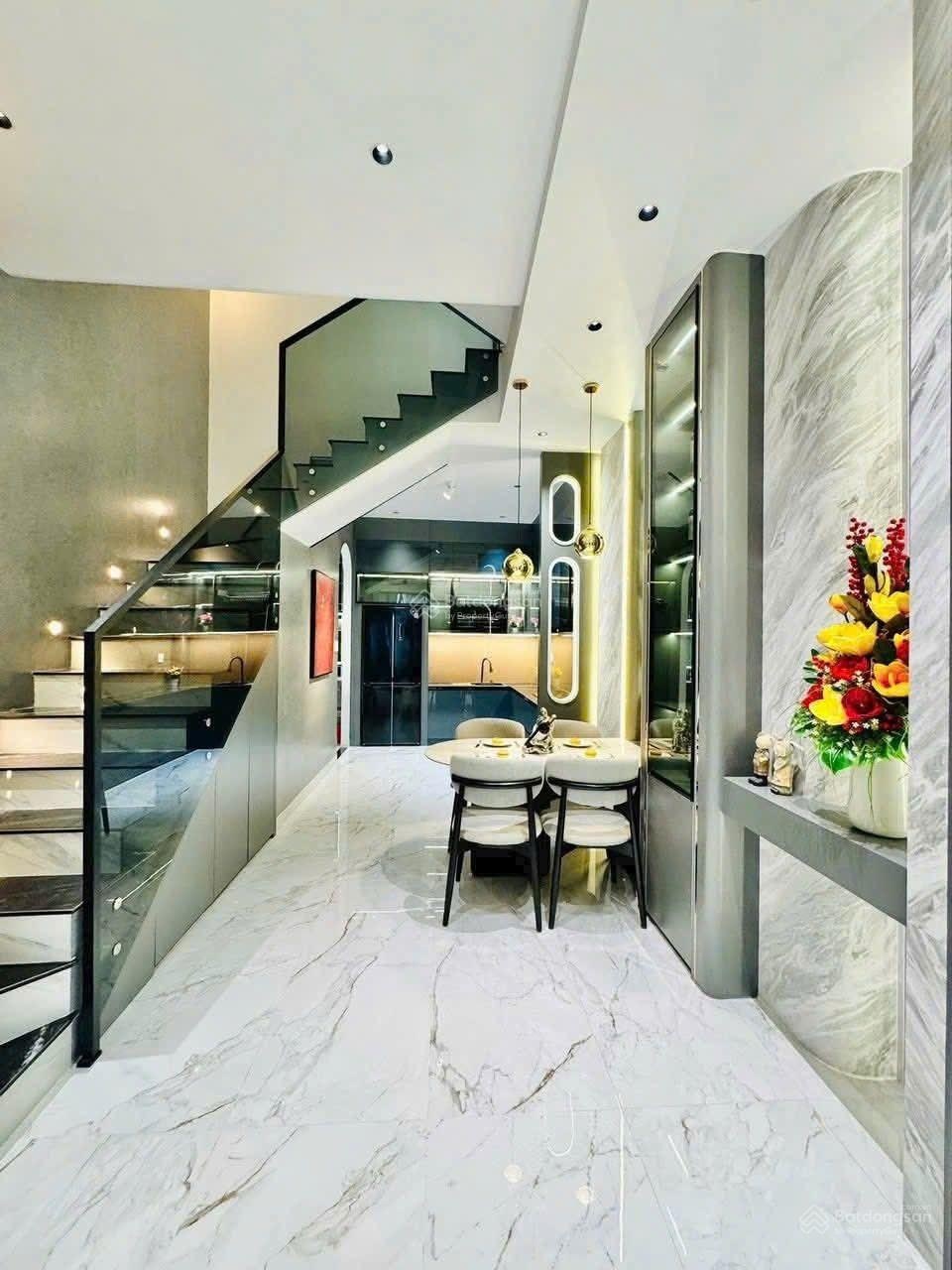 Siêu phẩm quận 2 nhà mới 2 lầu đường Lê Văn Miến. DT 80m2 thuê 22tr. Gần Đại học Văn Hóa