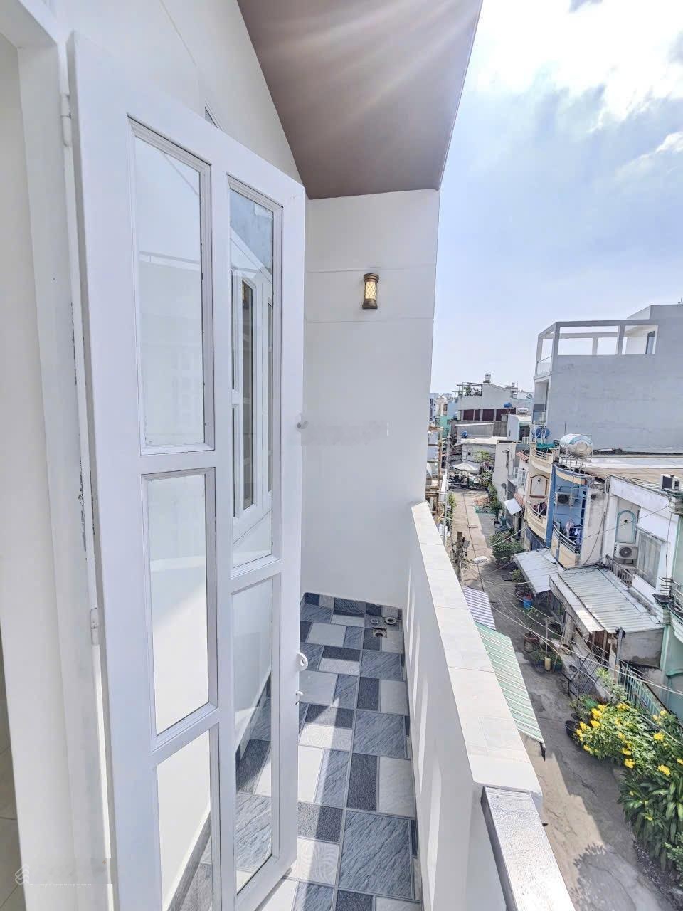 Bán nhà mới hẻm 5m đường Bình Trị Đông, Q. Bình Tân