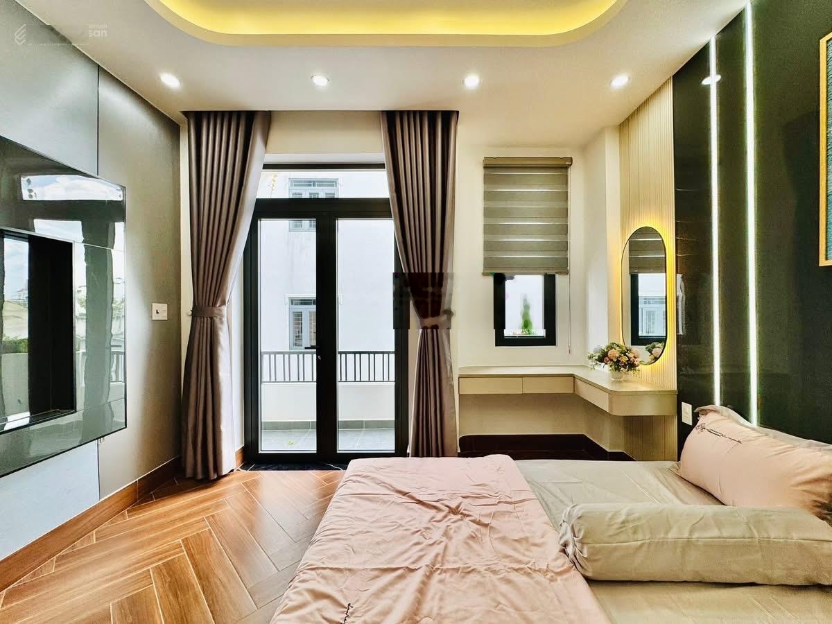 Giá siêu tốt 4Tỷ200/75,4m2 đường Trần Nhật Duật-Tân Định-Q1 cho thuê 31tr gần chợ Tân Định