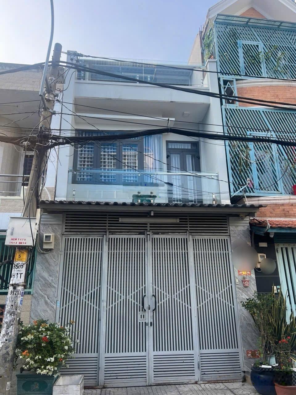 Bán nhà mặt tiền đường số KDC Bình Phú 1 Q6