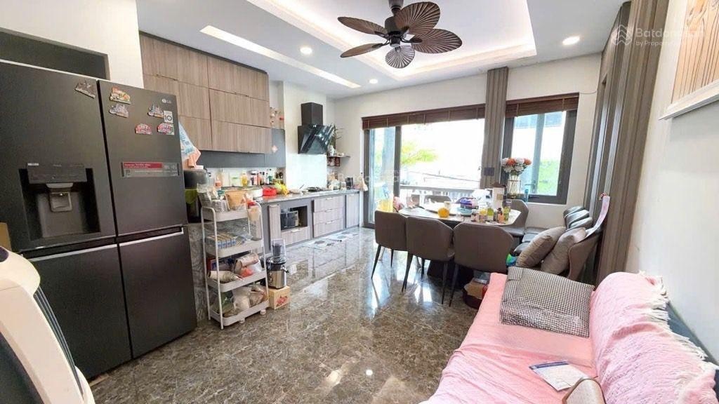 Hiếm, MTKD 5 Tầng đường 12m, có vỉa hè, DT4.8x15, gần sân bay Trường Sơn,Tân Bình, 20.x Tỷ