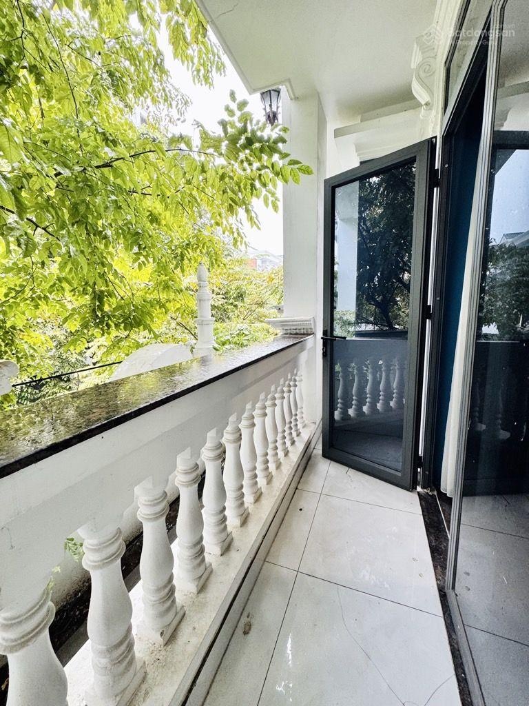 Sát MT Hưng Phú - nhà 4 tầng BTCT - full nội thất - giá chỉ 5 tỷ