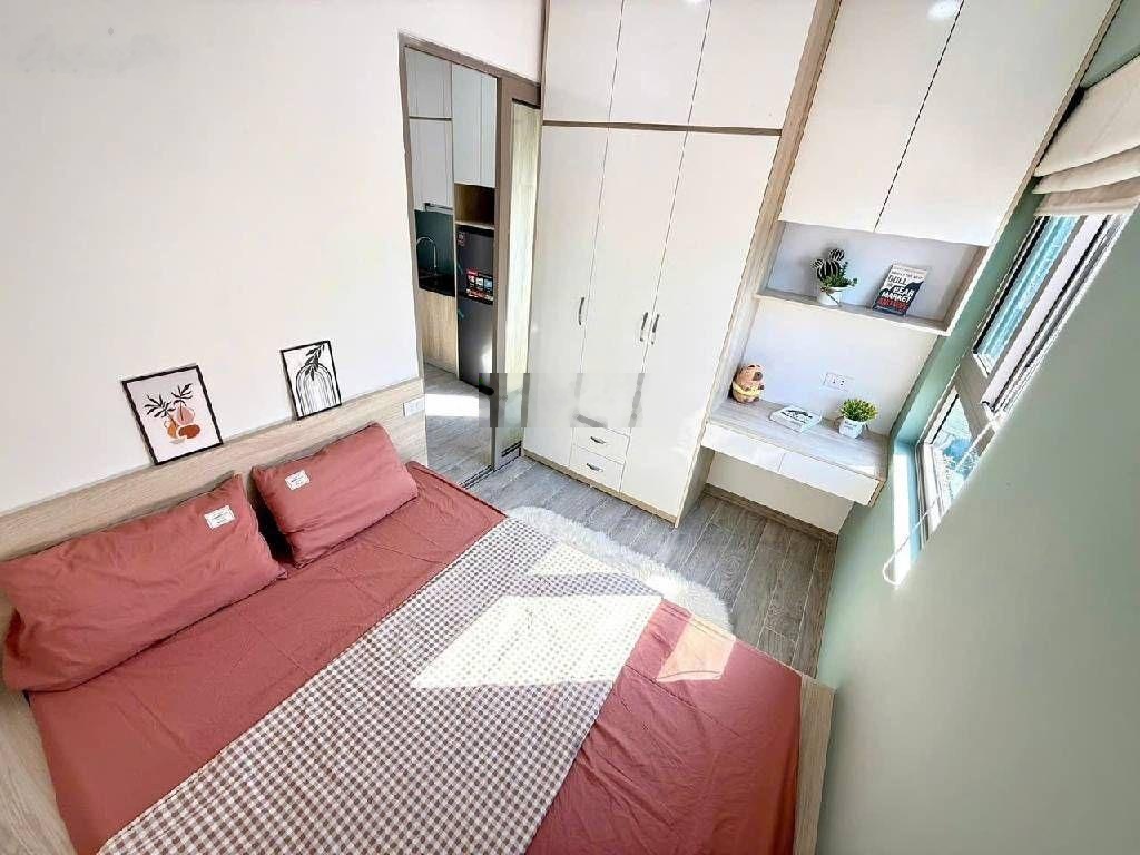 CCDV dòng tiền Bà Triệu Hà Đông 6 tầng thang máy doanh thu ~ 500tr, tài chính 1x tỷ