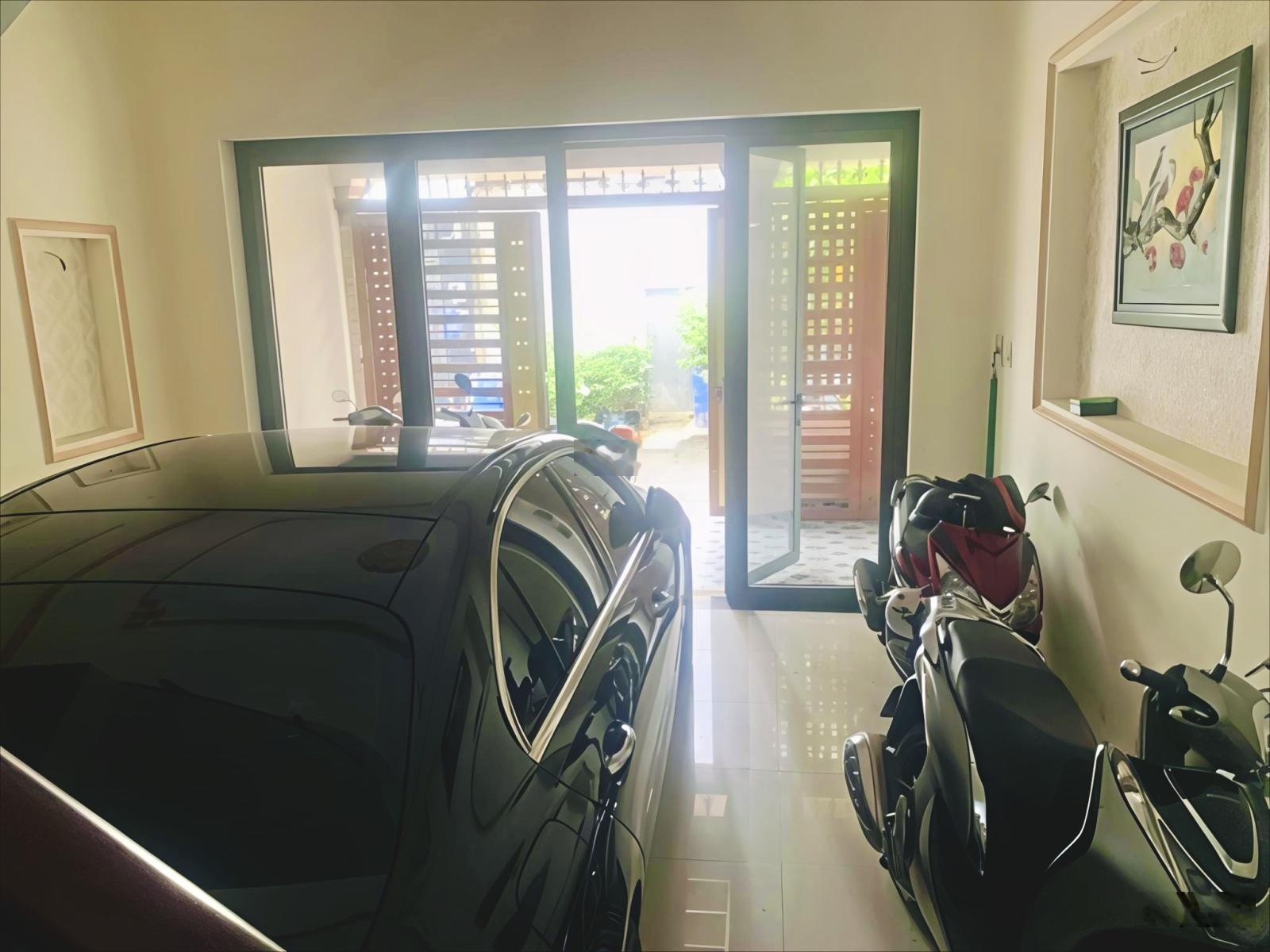 Nhà 3 tầng khu dân trí cao HXH 1/ Ngay Tô Ngọc Vân (sát Phạm Văn Đồng)