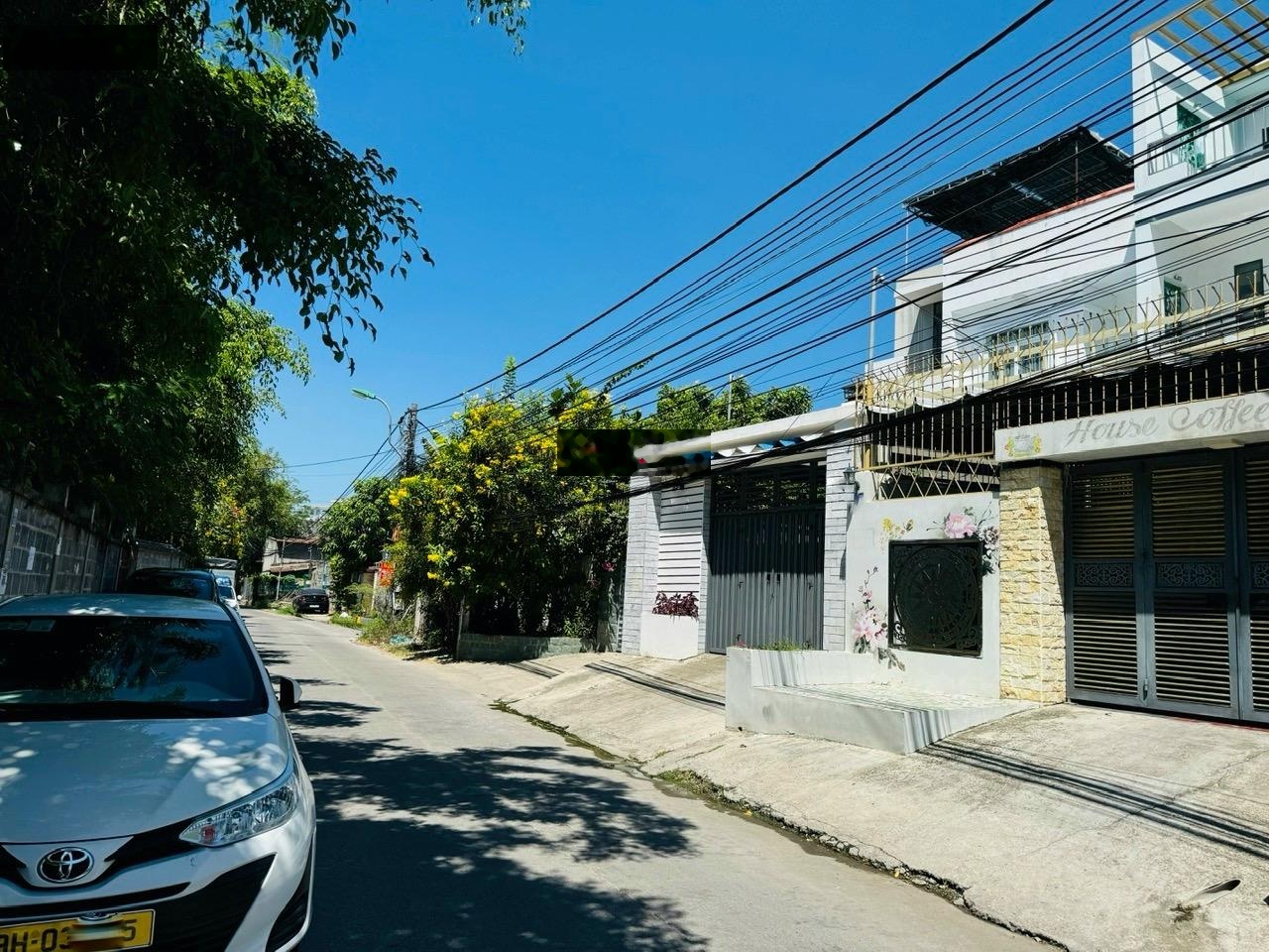 Chính chủ bán căn nhà còn mới nằm trên đường Xóm Chiếu kề bên khu đô thị Vĩnh Điềm Trung